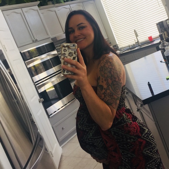 Meet your Posher, Julie - Picture 1 of 1